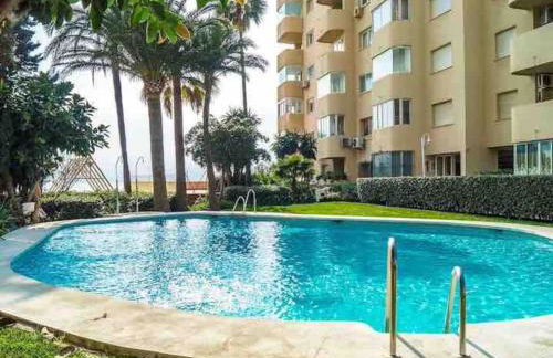 Lovely 1 bedroom apartment with sea views and pool - Photo 30