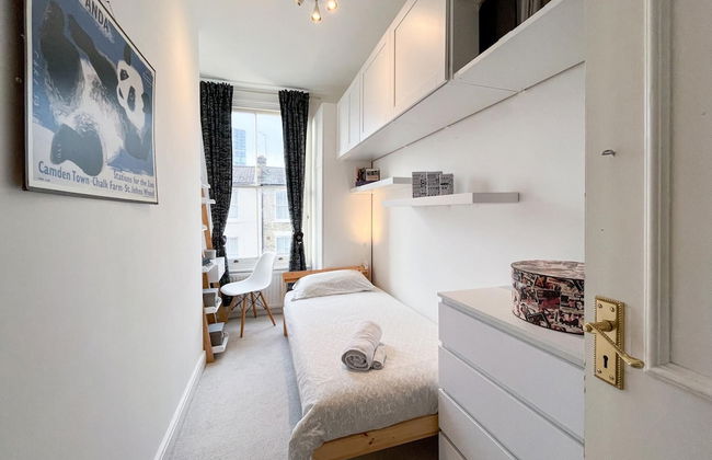 Beautiful 3BD Flat in Archway London - Photo 4