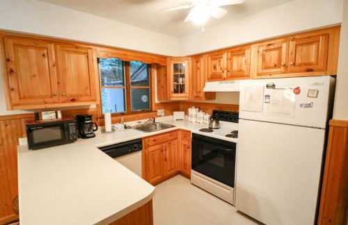 Quaint Condo 5 minutes to the ski slopes Valley Park D1 - Foto 38