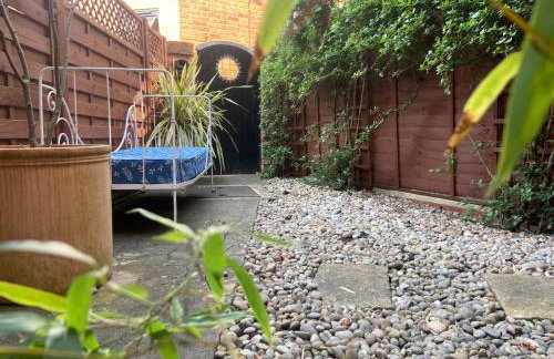 Deluxe Three Bed BnB in Henley-on-Thames near Station River & Town Centre - Foto 43