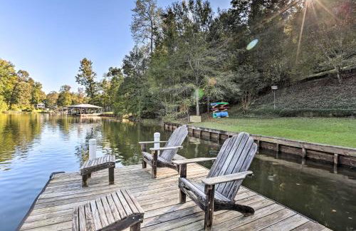 Waterfront Lake Martin Home with Private Dock and View - Foto 37