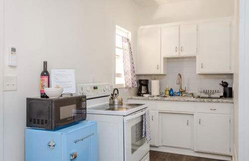 Solvang Bungalow B - Photo 10