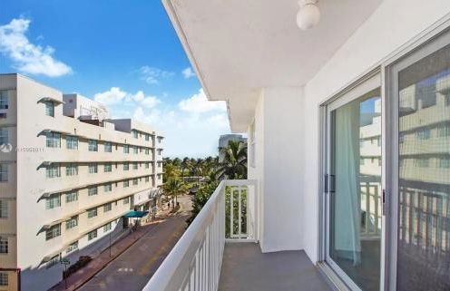 The Collins - Beachfront Bliss & Art Deco Ocean View - Foto 17