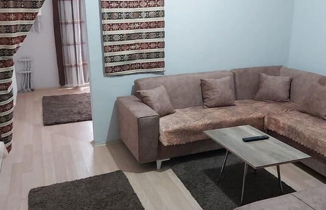 Alesta Suit Apart - Photo 8