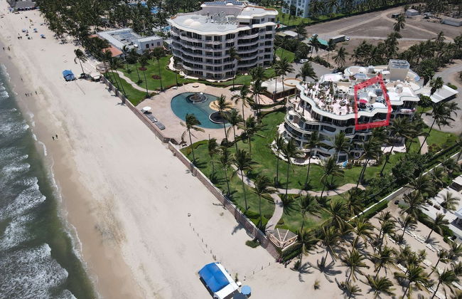 Ocean Front Penthouse Pool Sleeps 8 People - Foto 70