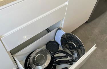 PARIS PANTIN Magnifique Appartement 4 pièces de 108m2 avec 2 PARKING intérieur - très cosy pour 1 à 12 personnes - Entièrement refait à neuf ENTIRE APARTMENT LUXURIOUS AND WARM - PANTIN PARIS 19 ème FREE WIFI GRATUIT - Foto 24