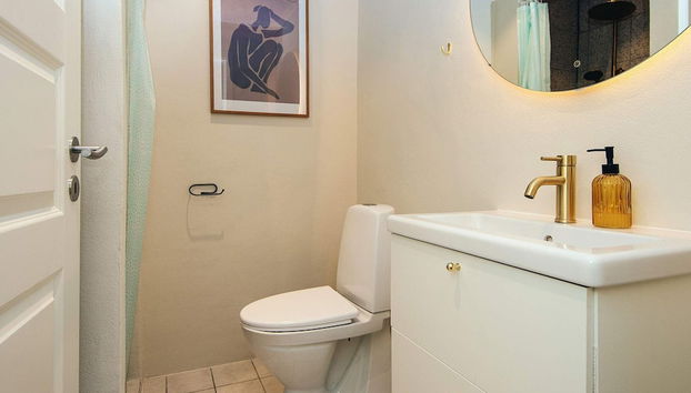 4 Person Holiday Home in Glesborg - Foto 5, Baño