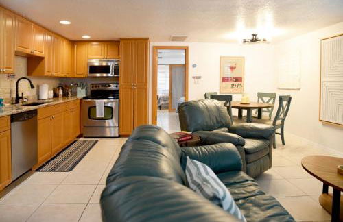 Enjoy Sunset with Dolphin and Manatee - Foto 9