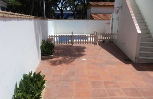 A 200m del mar con piscina privada - Foto 3