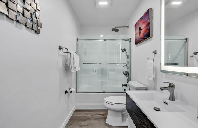 Charlotte Spacious Home - Foto 28