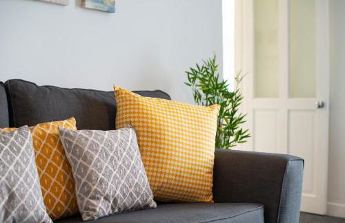 City Access - 3 Beds - Parking - Smart TVs - Foto 21