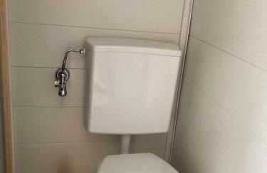 Gemütliches ganzes Apartment Küche Parkplatz Waschmaschine Kamin Terrasse Garten, Keine Ferienwohnung - Photo 7