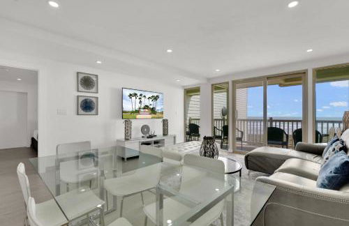 Spectacular Ocean-View Condo in Beachfront Resort, Heated Pool - Foto 11