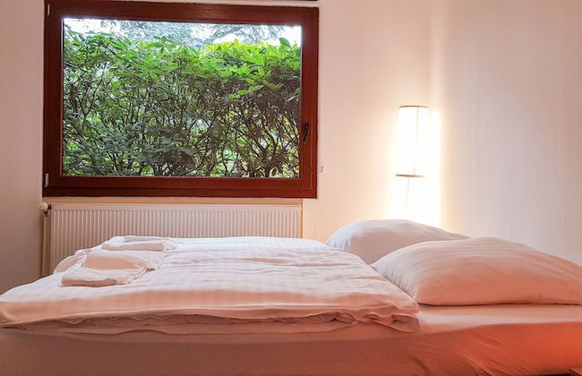 Tolstov-Hotels Beautiful Villa with Big Garden - Photo 21