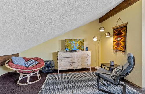 Delightful 1 bdrm Country Club Retreat with Mt Elden Views! - Foto 17