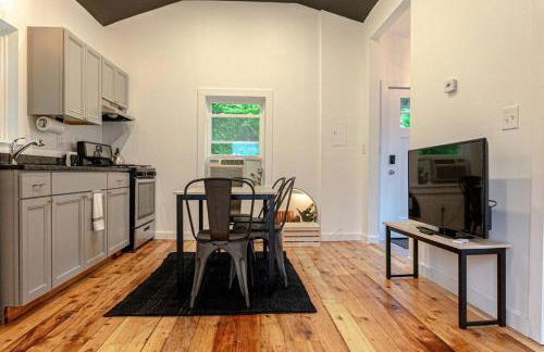 Double The Fun II Two Houses and fire pit in shared yard - Foto 80