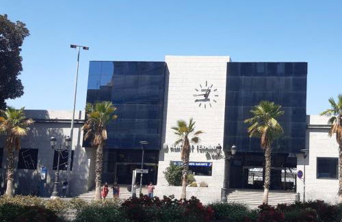 Alicante & Urban Center - Foto 39