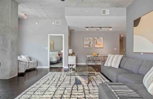 Lovely 2Bdrm 2Bath Thorton Park Condo with secure parking - Foto 2