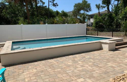 Beach Bum Paradise Edisto Beach with Pool - Photo 3