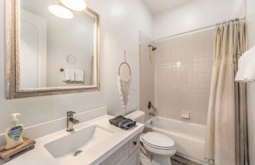 Luxury 5BR Villa Pool Hot Tub RV Friendly - Foto 25