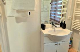 Appartement T2 au calme 10 min de métro Barriere de paris , Lavache - Foto 13