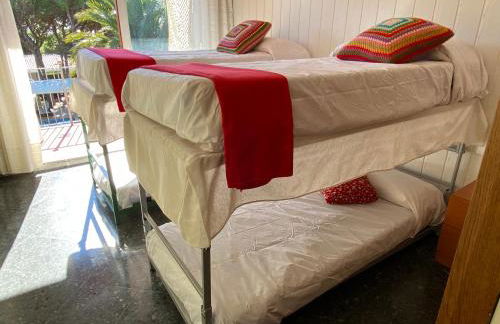 Villa Sitges El Ranch Amaizing Outdoor Areas Beaches at 5 minutes walk Sitges at 15 min drive AC Pool Jacuzzi & Garden XXL - Foto 25