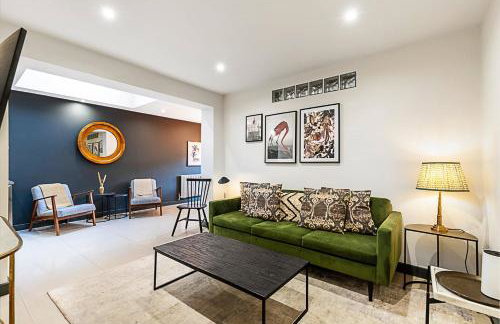 Stylish Shepherd's Bush Flat w/ Patio - Foto 9