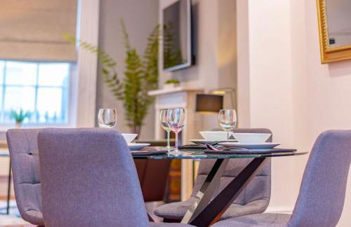 Luxury Spacious Flat For 4 Guests & Free Parking - Photo 24