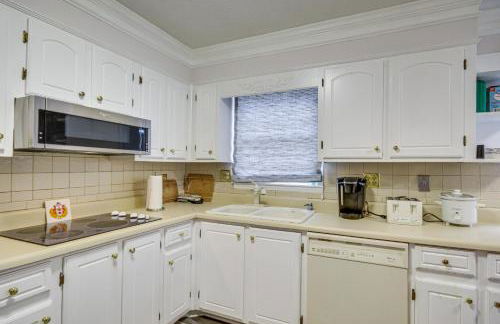 Spacious Augusta Home Near Golf, Shopping and More! - Foto 9