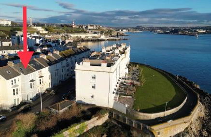 Apartment on The Hoe & Coastal Path with Free Parking - Foto 21