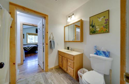 Cozy Countryside Cabin in Robie Creek Park! - Foto 13