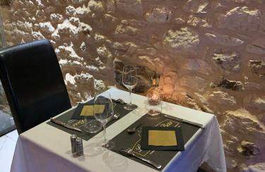 La biche au bois piscine chauffee jacuzzi - Foto 40