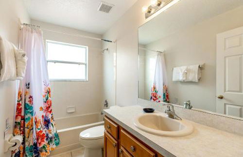 Family Friendly Vacation Home with South Facing Pool - Hot Tub - Game Room - Near Disney - Foto 61