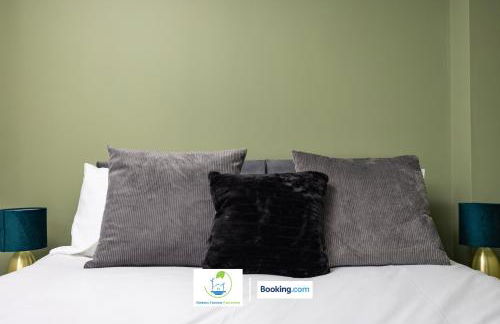 Cosy Retreat By Green Haven Escapes Short Lets & Serviced Accommodation Seacroft With Free Off-Street Parking & Pet-Friendly - Photo 31