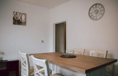 Large 2 Bed in Twickenham High Street - Foto 7