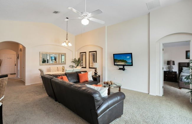 Beautiful 4 Bedroom Pool & Spa Villa Villa by RedAwning - Foto 14