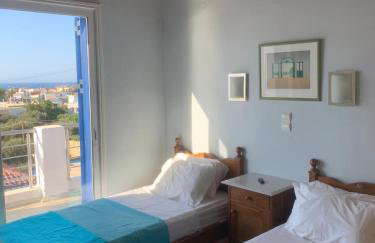 Lovely family villa with stunning sea views - Photo 10