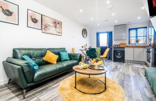 Free parking, Private Garden and Netflix, Charming Elegant 2 bedroom House Nottingham - Photo 7