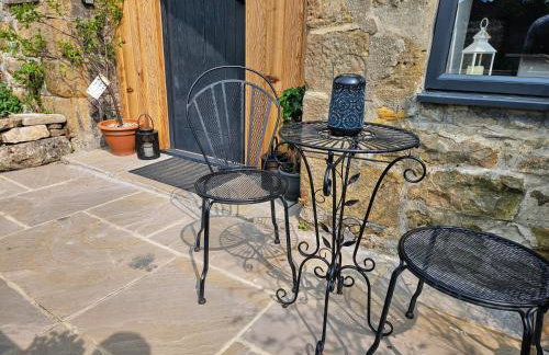 Cosy Coach House - Photo 2