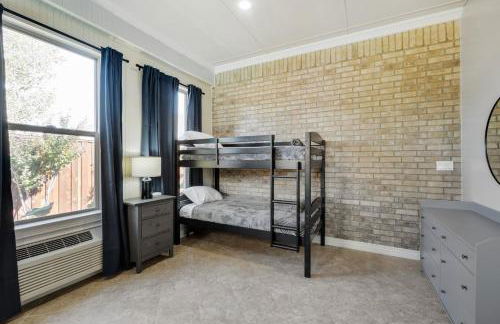 Luxury4000sqft Hot Tub Games Cinema FTWorth ATTST - Photo 44