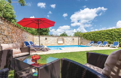 Three-Bedroom Holiday Home In Regulici - Photo 8