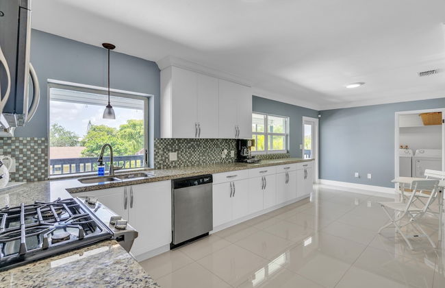 Luxury Escape: Pool, Hot Tub, Gym And More! 6 Bedroom Villa by RedAwning - Foto 14