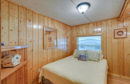 Satsuma Home with Fire Pit and Dunns Creek Access! - Foto 13