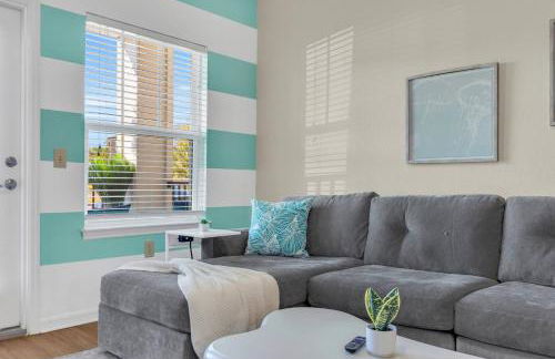 3BR Family Suite | Pool, Games, Gym, Free Parking - Foto 20