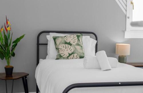 Free Parking - Central - Sleeps 6 - 2 Bedrooms - Foto 18