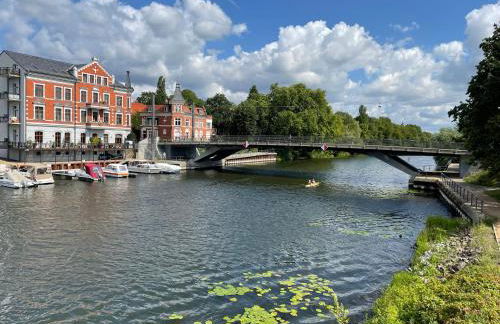 Wohnen in Loriots Wasserstadt mit Kamin und MagentaTV - Foto 16