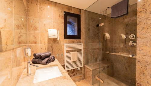 Außergewöhnliche Übernachtung im Wehrturm - Photo 5, towels, Shower