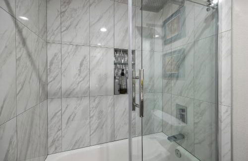 Luxury 5 beds Villa with Heated Pool & Resort Amenities - Photo 22