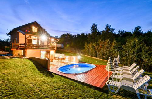 Jungle House with private pool and hot tub - Foto 8