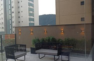 Charmoso, moderno e central! 11 - Foto 27